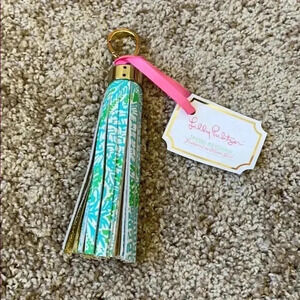 Lilly Pulitzer tassel keychain home slice NWT